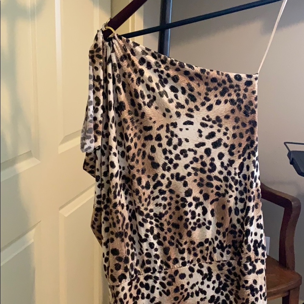 Cache Leopard dress. - Picture 5 of 8